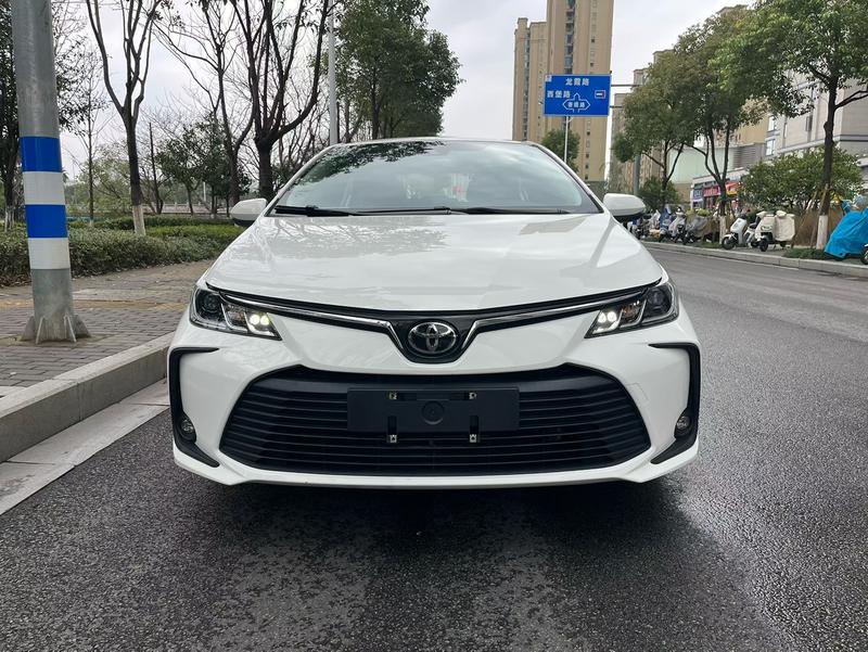 Toyota Corolla, 2023 — фото 2 из 10