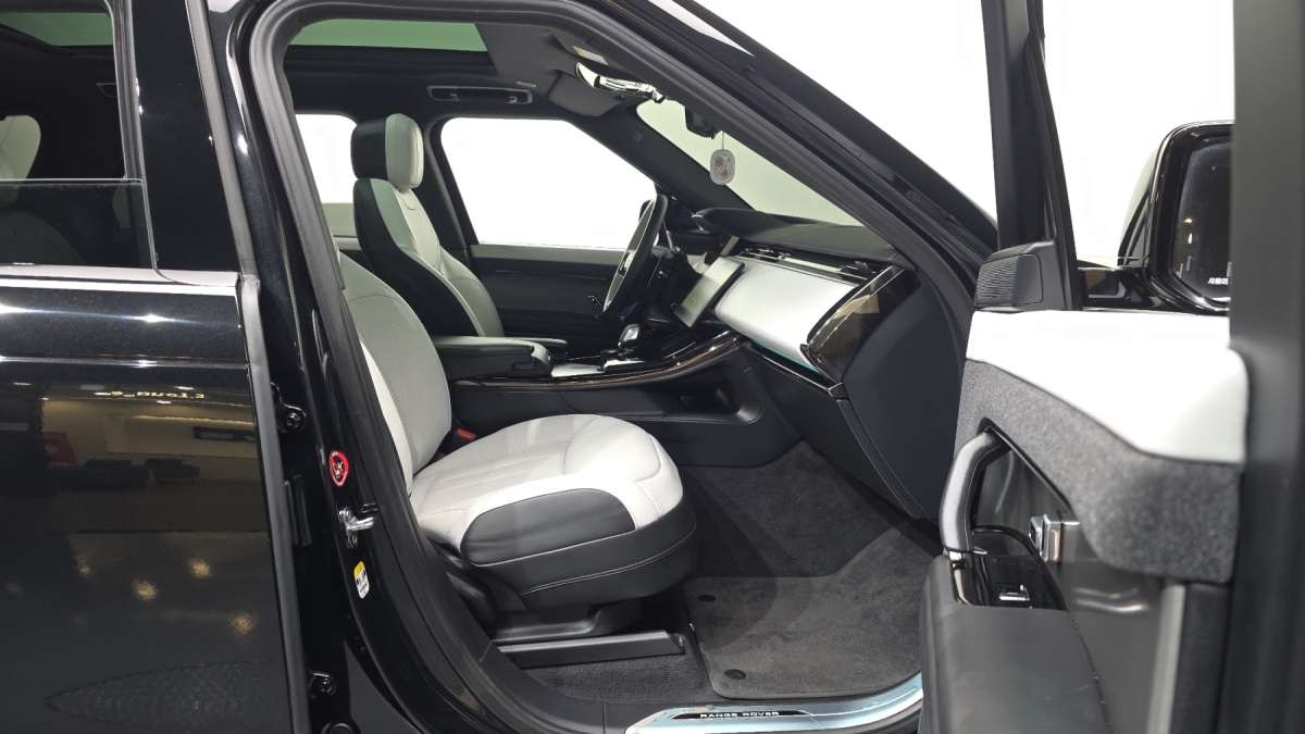 Land Rover Range Rover Sport, 2025 — фото 11 из 12