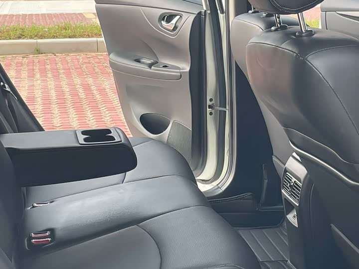 Nissan Tiida, 2023 — фото 6 из 9