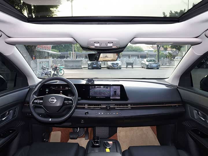 Nissan Ariya EV, 2024 — фото 5 из 9