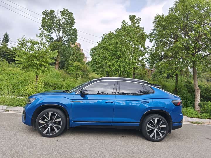 Volkswagen Tayron X, 2023 — фото 5 из 9