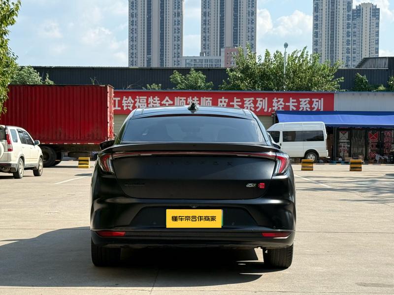 BAIC Arcfox Alpha S, 2023 — фото 5 из 12