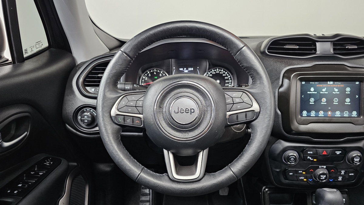 Jeep Renegade, 2022 — фото 12 из 12