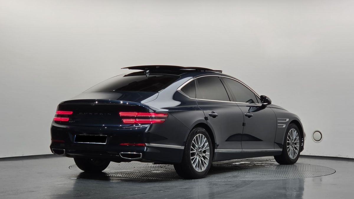 Genesis G80, 2022 — фото 2 из 12