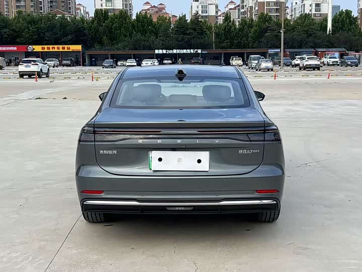 Geely Galaxy A7, 2025 — фото 5 из 9