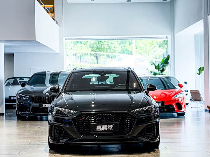 Audi RS 4, 2023 — фото 2 из 9