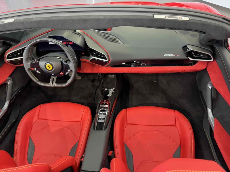 Ferrari 296, 2023 — фото 4 из 6