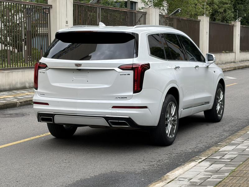 Cadillac XT6, 2023 — фото 7 из 12