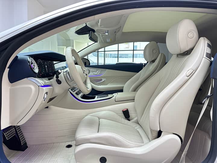 Mercedes-Benz E-Class, 2023 — фото 9 из 9