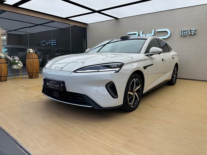 BYD Seal 07 DM-i Hybrid, 2025 — купить в Оренбурге под ключ