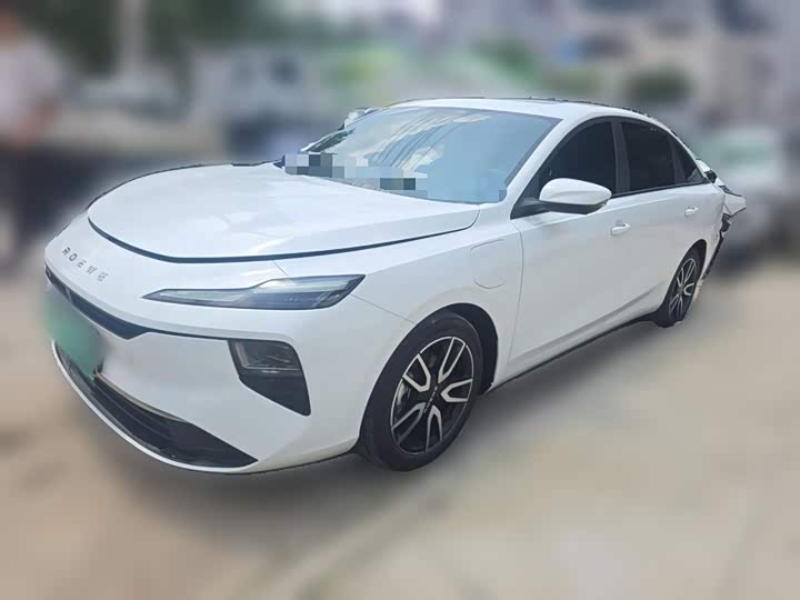 Roewe D6, 2025 — фото 2 из 9