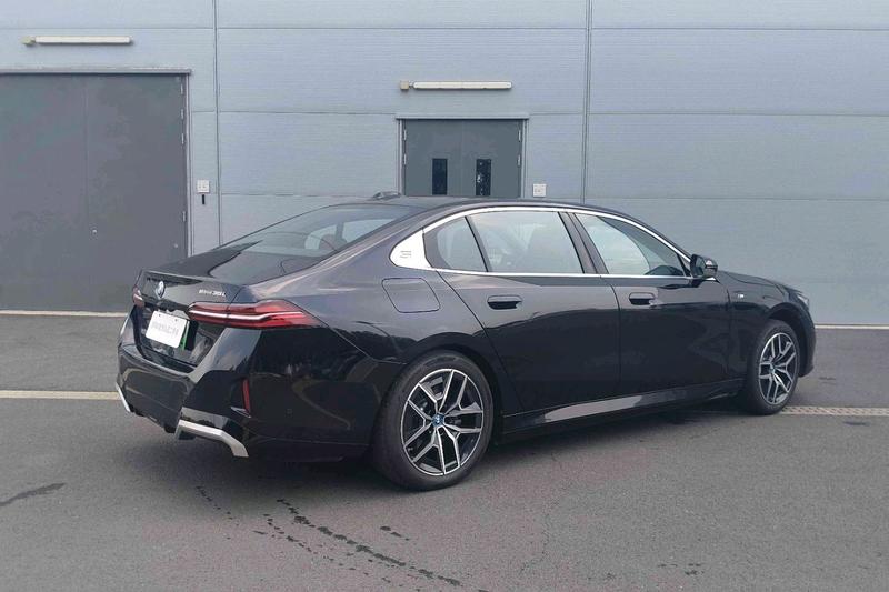 BMW i5, 2025 — фото 5 из 10