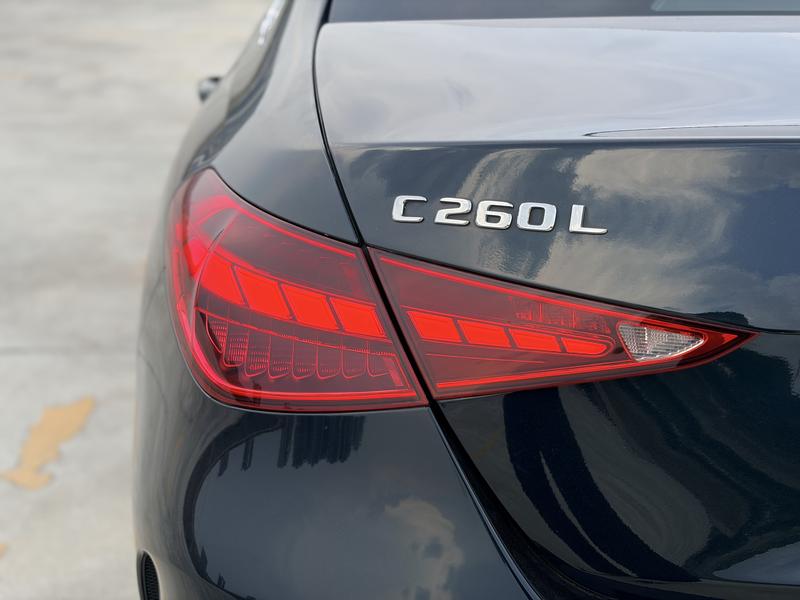 Mercedes-Benz C-Class, 2024 — фото 8 из 12