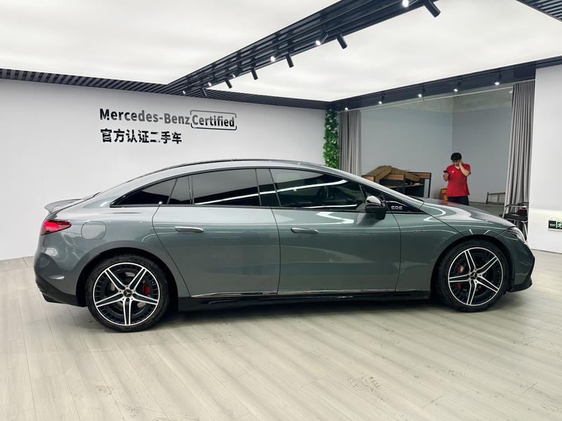 Mercedes-Benz EQE AMG, 2023 — фото 8 из 12