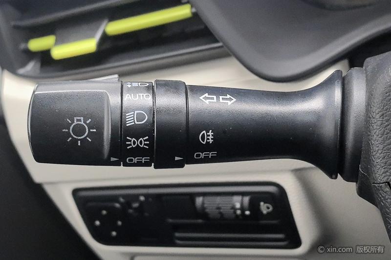 Geely Geometry EX3, 2022 — фото 10 из 12