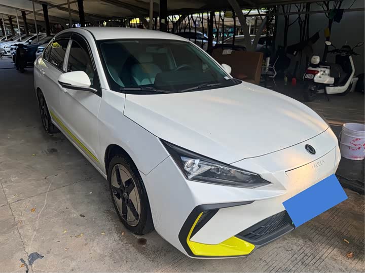 Dongfeng Aeolus E70, 2022 — фото 3 из 9