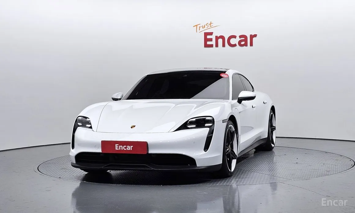 Porsche Taycan, 2023 — фото 3 из 12