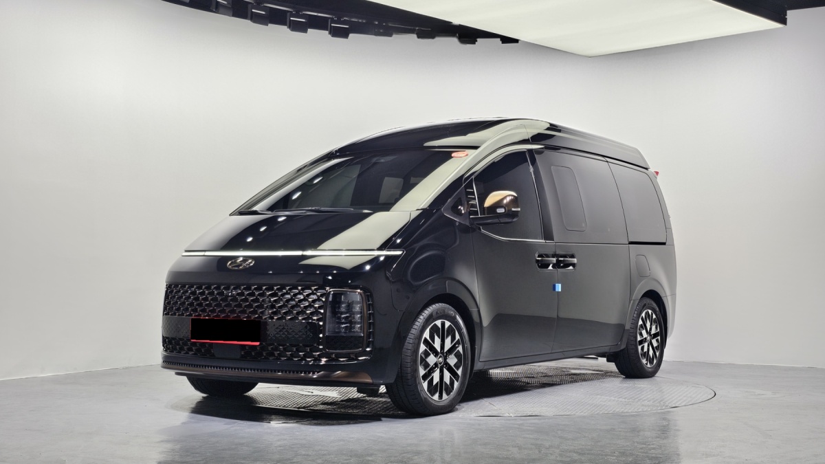 Hyundai Staria, 2022 — купить в Саранске под ключ