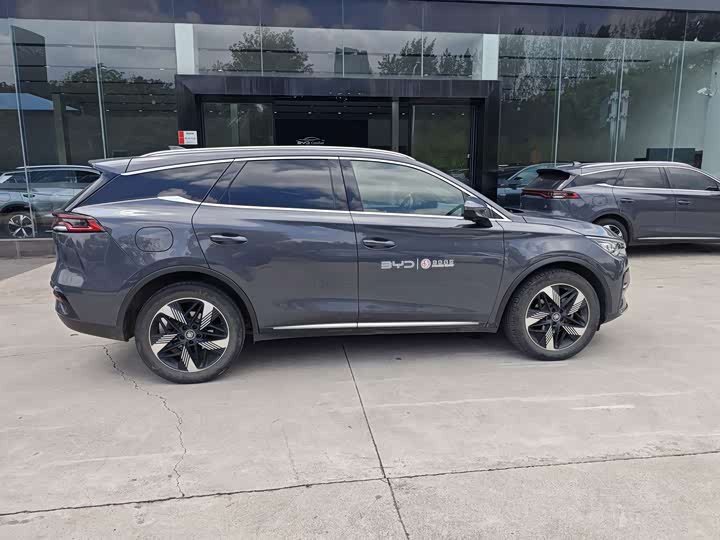 BYD Tang Hybrid/EV, 2023 — фото 7 из 9
