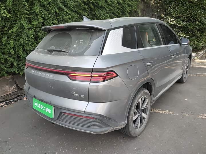 BYD Song Pro Hybrid, 2023 — фото 7 из 9