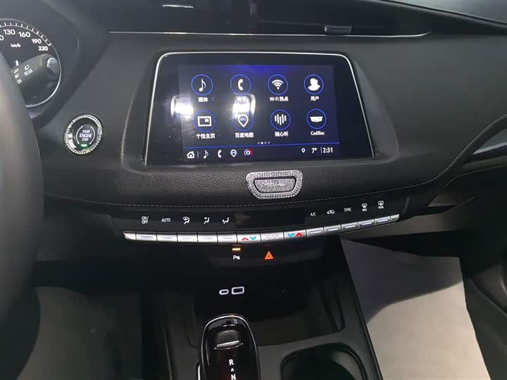 Cadillac XT4, 2022 — фото 9 из 9