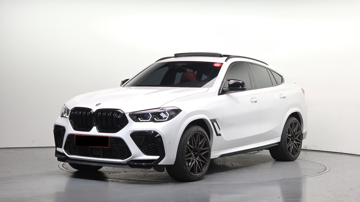 BMW X6 M, 2023 — купить в Калуге под ключ