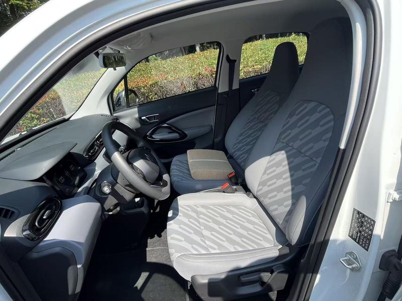 Leapmotor T03, 2025 — фото 7 из 9