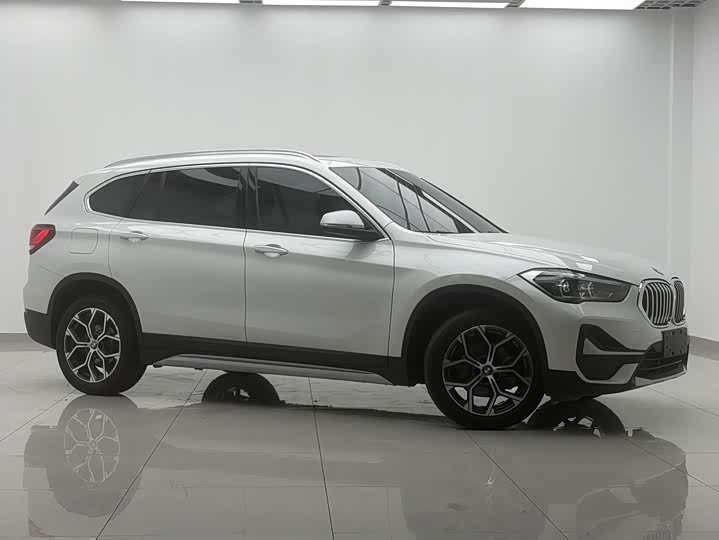 BMW X1, 2022 — фото 2 из 9