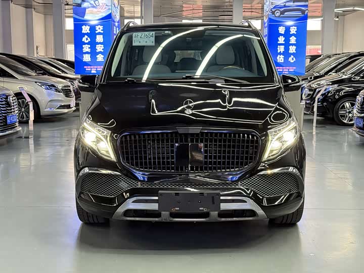 Mercedes-Benz V-Class, 2022 — фото 2 из 9