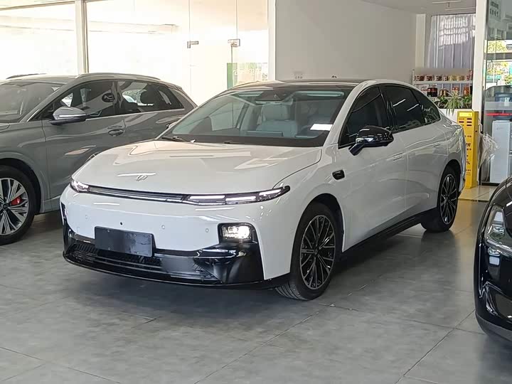 Leapmotor B01, 2025 — купить в Санкт-Петербурге под ключ