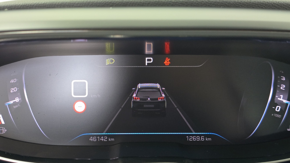 Peugeot 5008, 2022 — фото 8 из 12