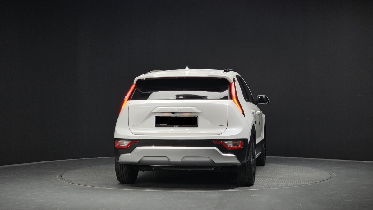 Kia Niro, 2022 — фото 4 из 12