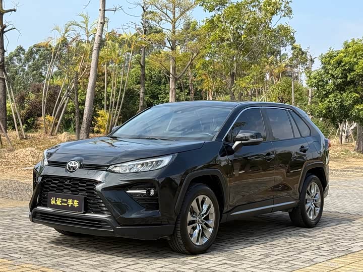 Toyota Wildlander, 2022 — купить в Брянске под ключ