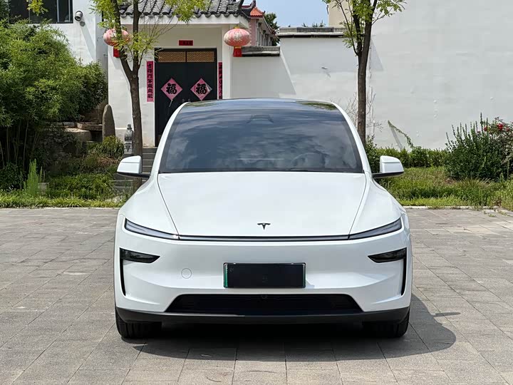 Tesla Model Y, 2025 — фото 2 из 9