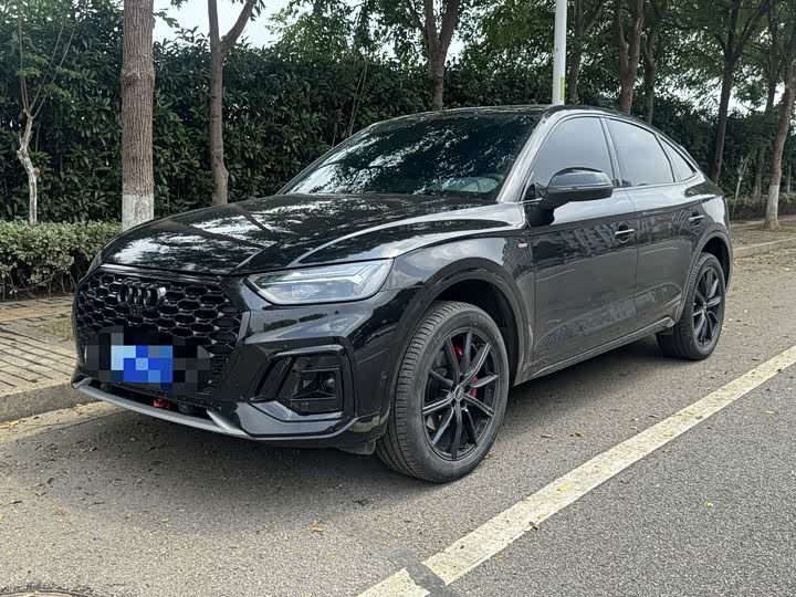 Audi Q5L Sportback, 2024 — купить в Санкт-Петербурге под ключ