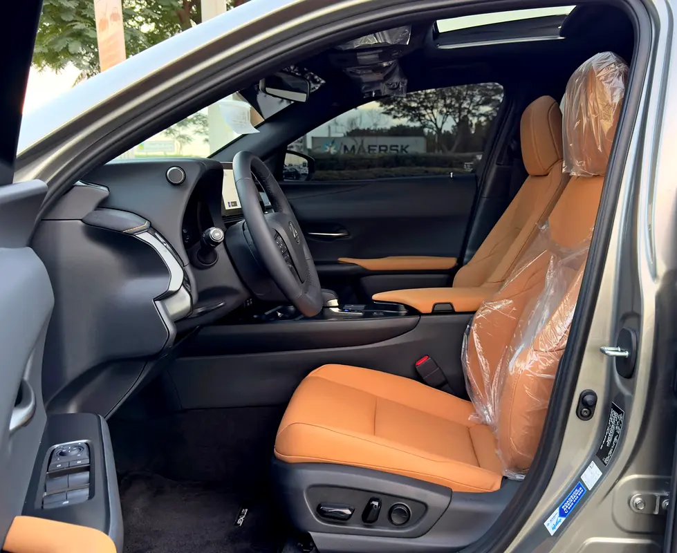 Lexus UX-Series, 2025 — фото 9 из 10