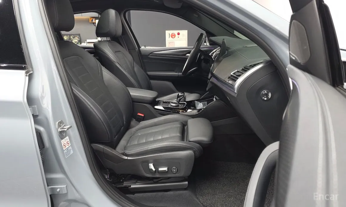 BMW X4, 2022 — фото 11 из 12