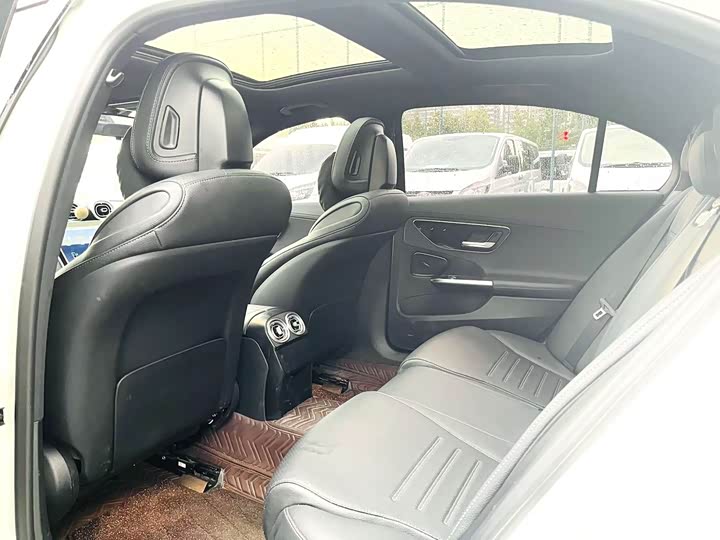 Mercedes-Benz C-Class, 2025 — фото 7 из 9