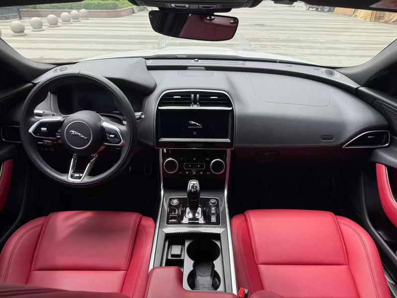 Jaguar XE L, 2021 — фото 7 из 10