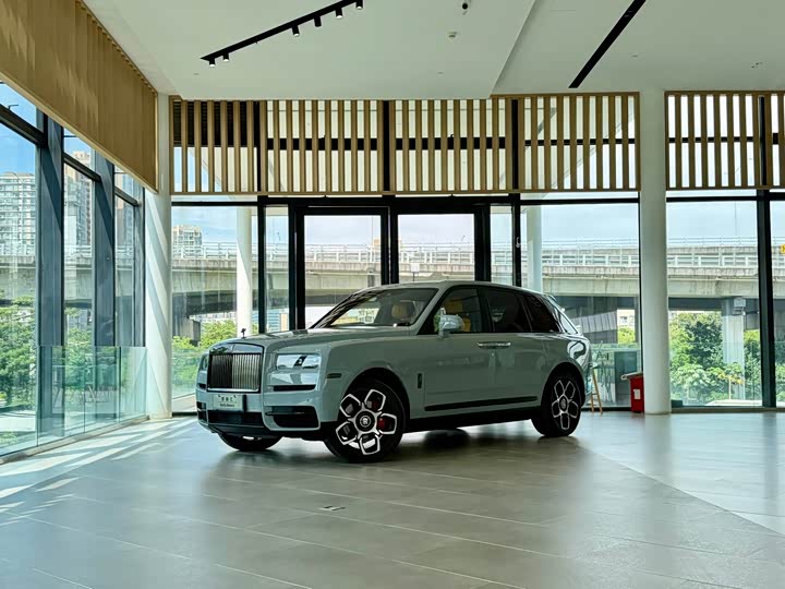 Rolls-Royce Cullinan, 2022 — купить в Белгороде под ключ