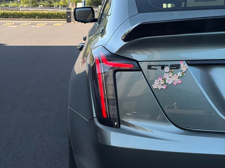 Cadillac CT5, 2023 — фото 3 из 9