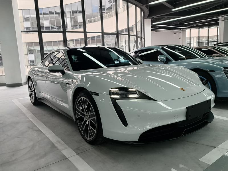 Porsche Taycan, 2022 — фото 3 из 12