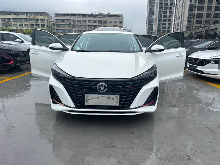 Changan Eado Plus, 2023 — фото 4 из 9