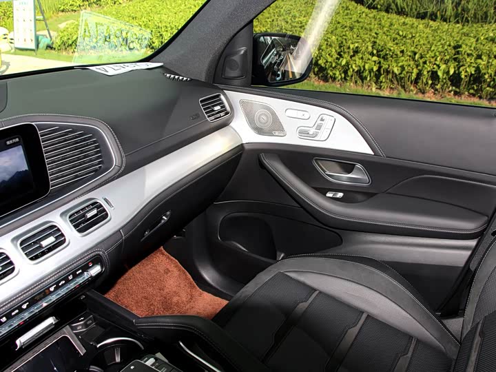 Mercedes-Benz GLE-Class AMG, 2023 — фото 5 из 9