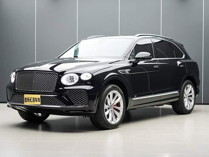 Bentley Bentayga, 2023 — купить в Чебоксарах под ключ