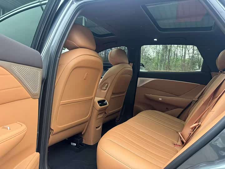 Dongfeng Aeolus L8, 2025 — фото 6 из 9