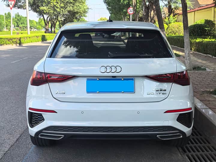 Audi A3, 2022 — фото 3 из 9