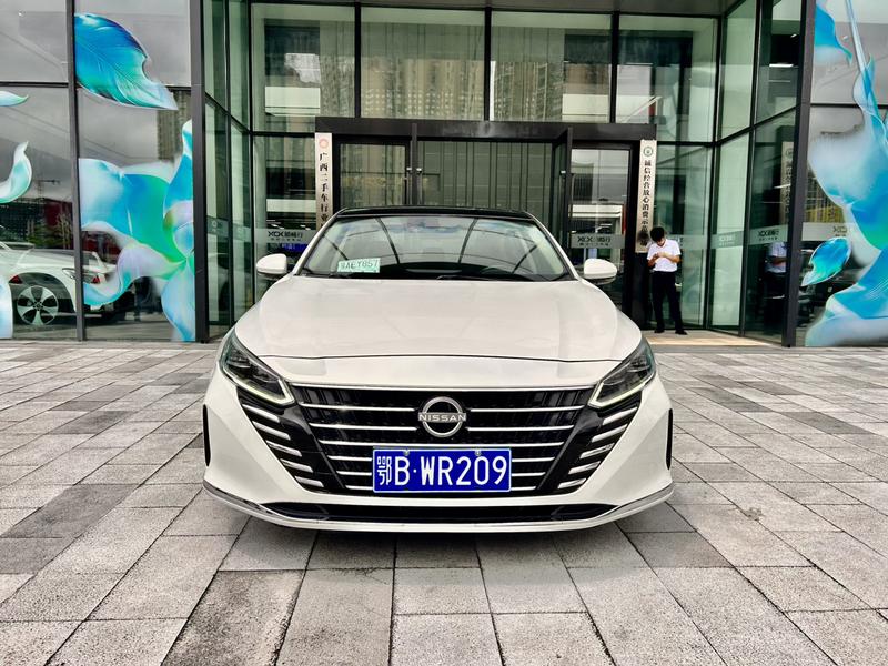 Nissan Teana, 2023 — фото 2 из 12