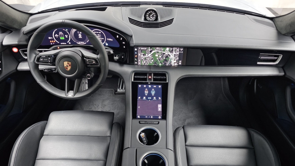 Porsche Taycan, 2025 — фото 7 из 12