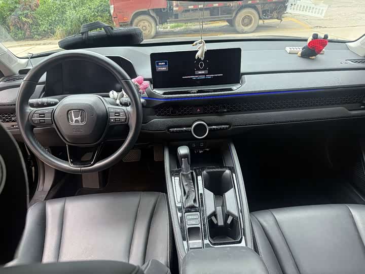 Honda Accord, 2023 — фото 5 из 9